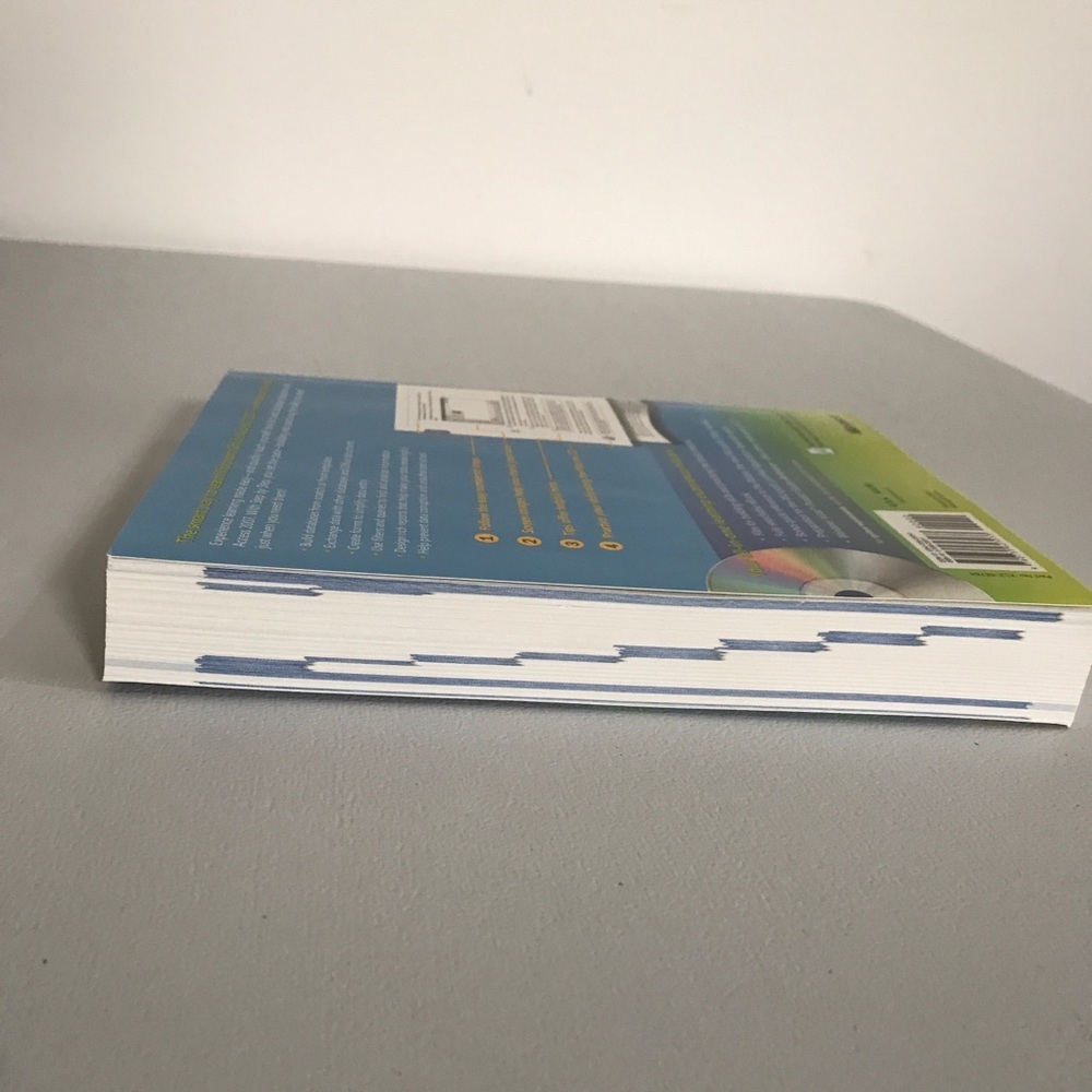 Microsoft Access 2007 Step By Step Book & CD - New - Picture 3 of 8